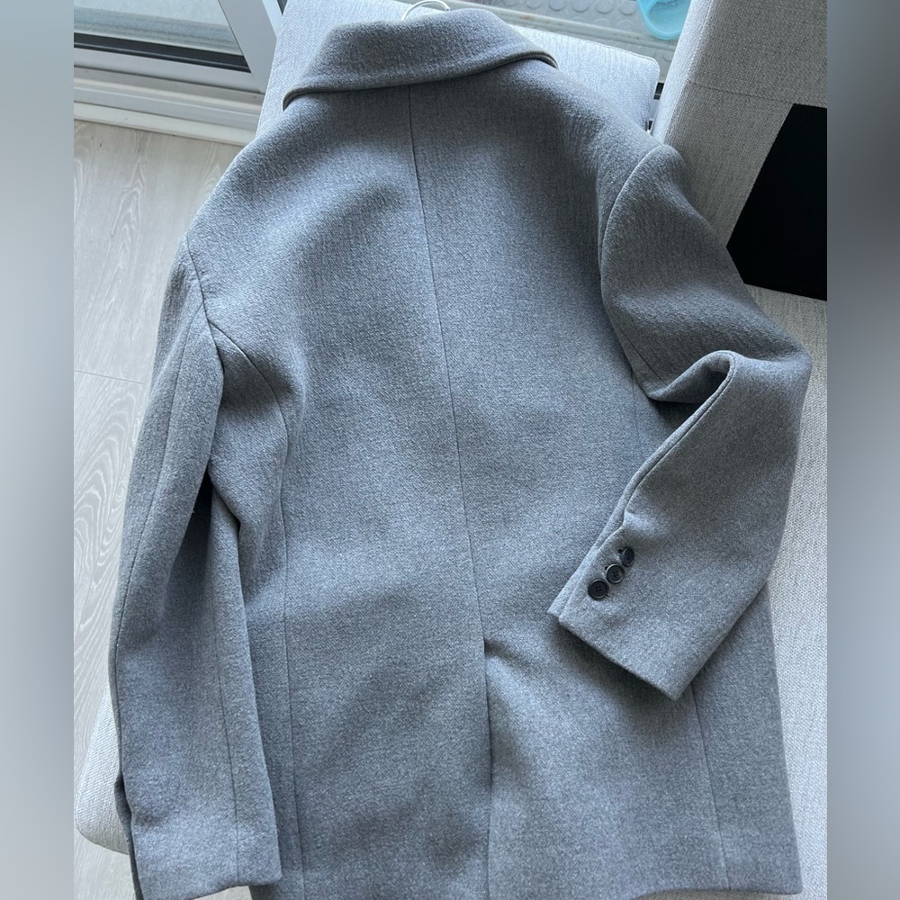 Oversized Boucle Wool Jacket - Picture 7 of 10